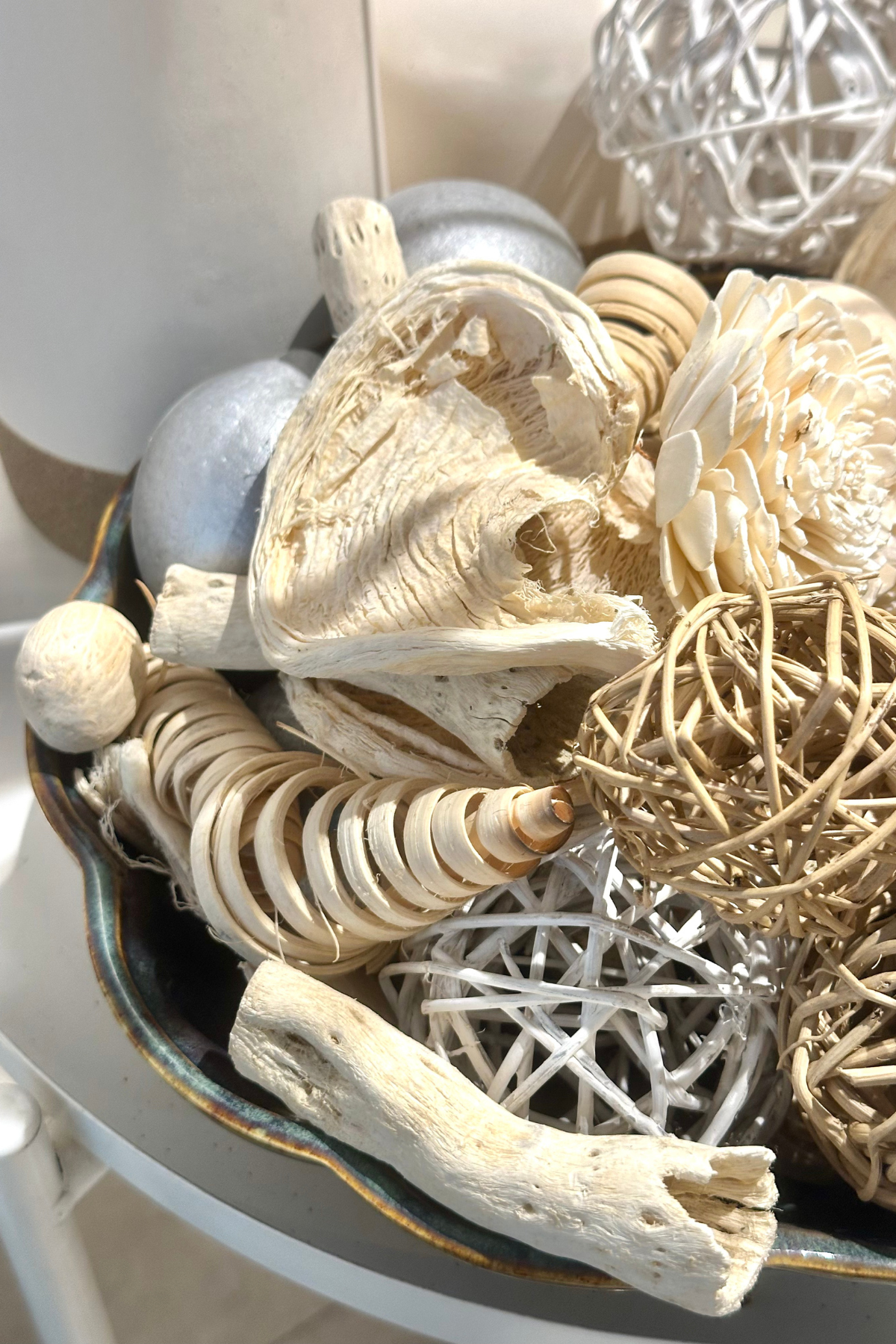 Cashmere Oak Bowl Filler