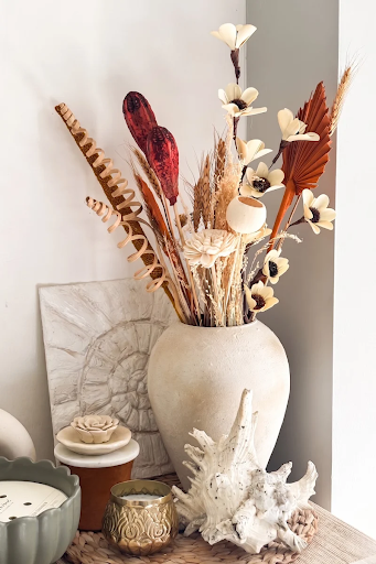 From Tradition to Trend: Modern Diwali Gifting Ideas with Dried Flowers
