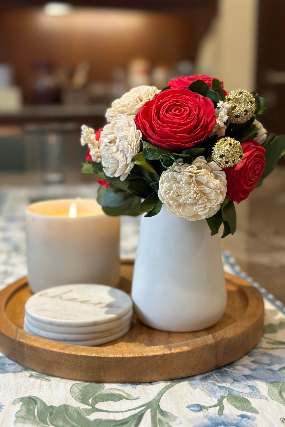 Garden Rose Arrangement (with vase)